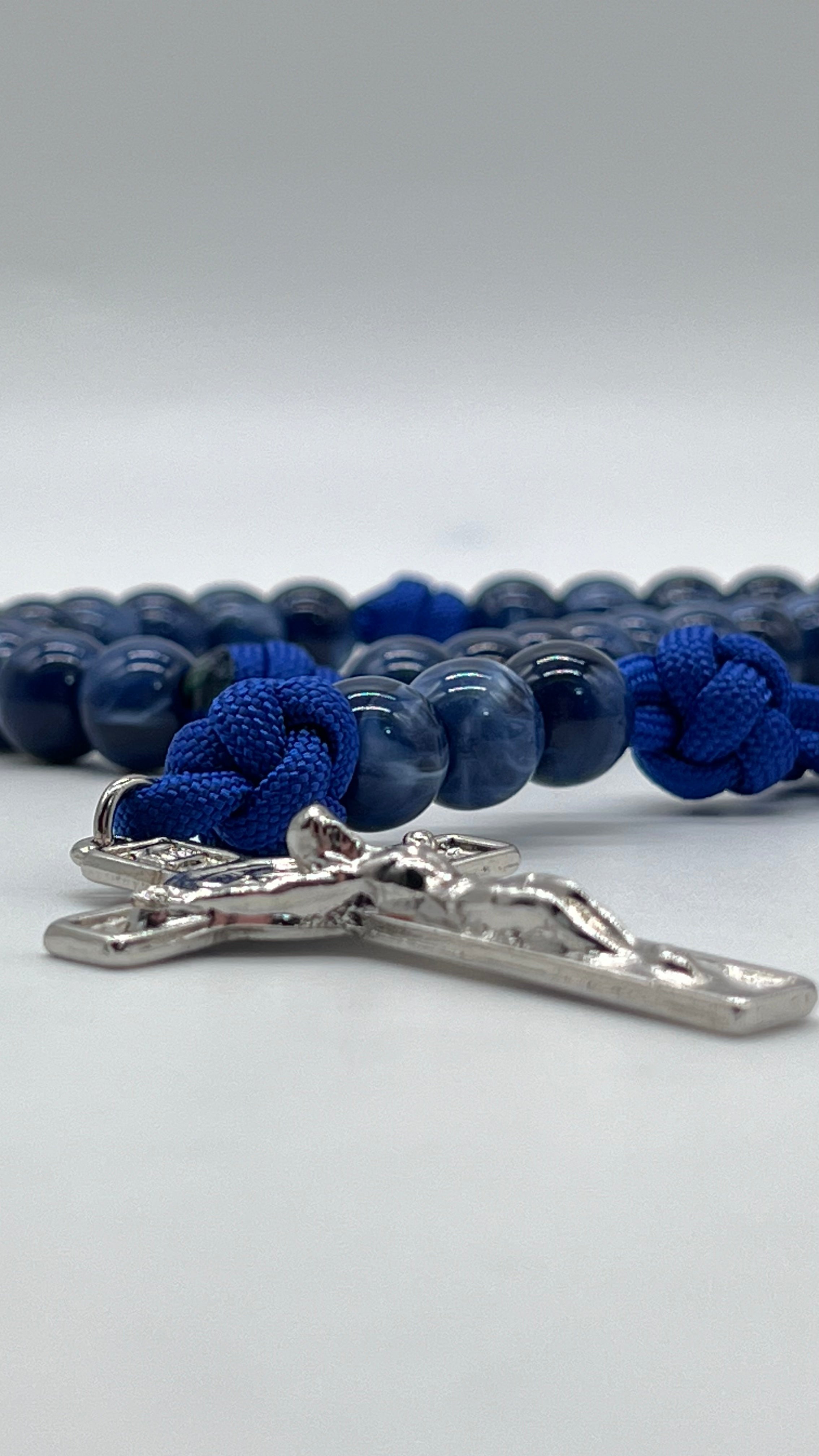 Terço Devotium Monocromático | Azul Bic